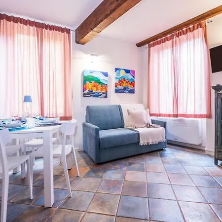 Casaviva - Charming Flat In With Ac